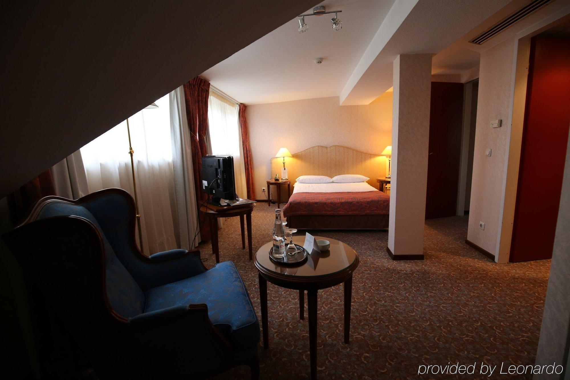 פרנקפורט Hotel Savigny Frankfurt City מראה חיצוני תמונה
