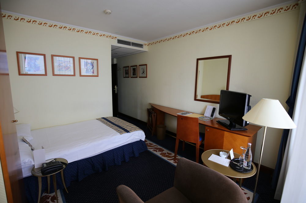 פרנקפורט Hotel Savigny Frankfurt City מראה חיצוני תמונה